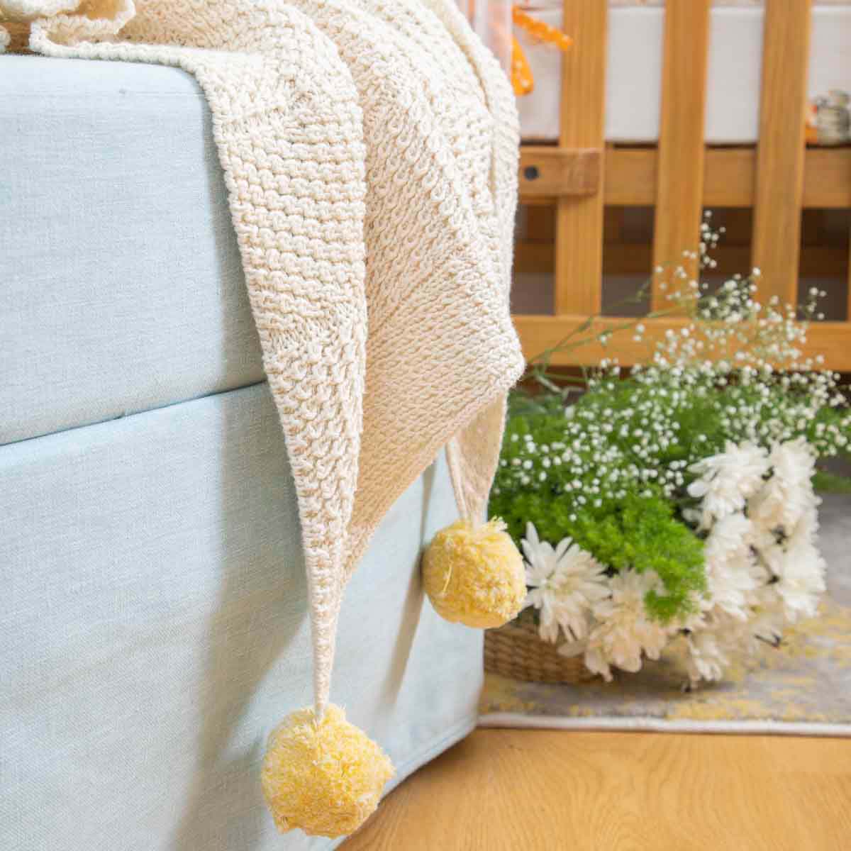 Snuggly Knitted Blanket - Ivory