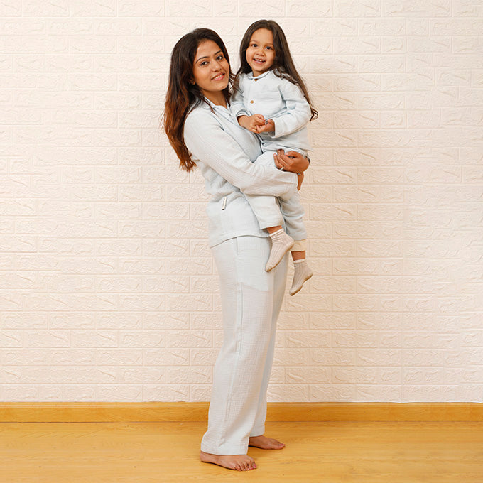 Crinkled Muslin Women's Nightsuit - Sky Blue