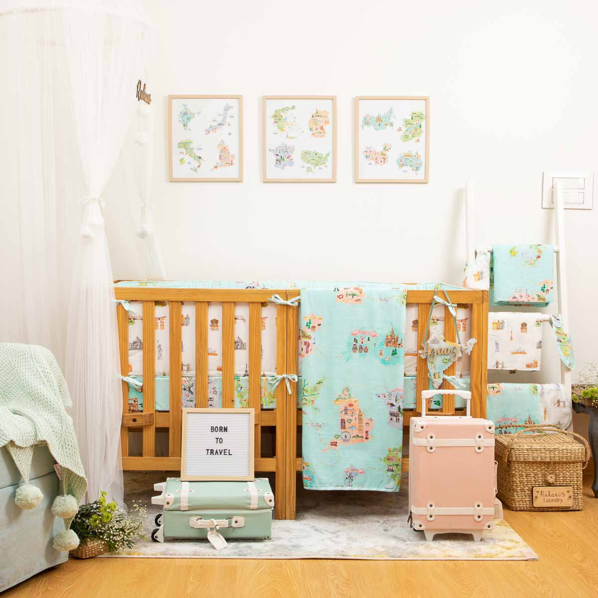 Born To Travel - Cot Bedding Set with Bumper